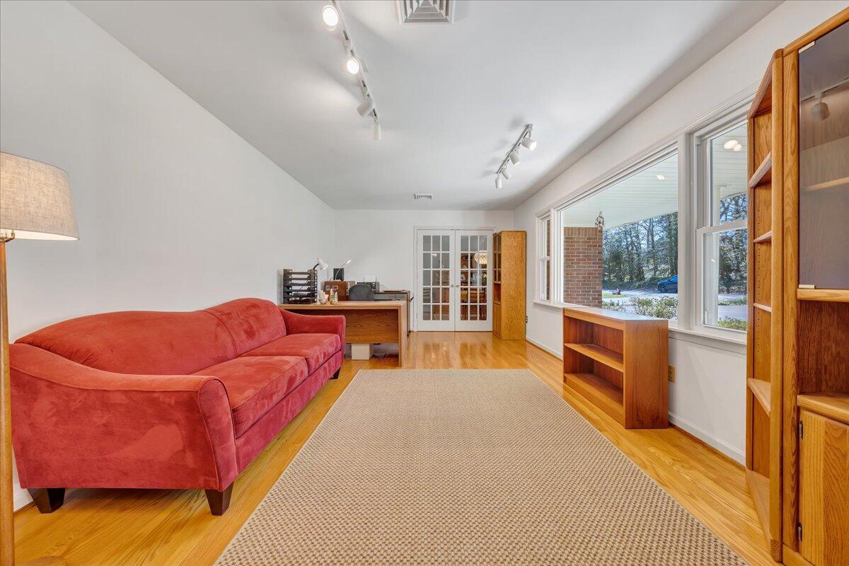 1155 Welch Road Southwest Roanoke, VA 24015 - Photo 32 of 51 LIVING ROOM WITH VIEWS!