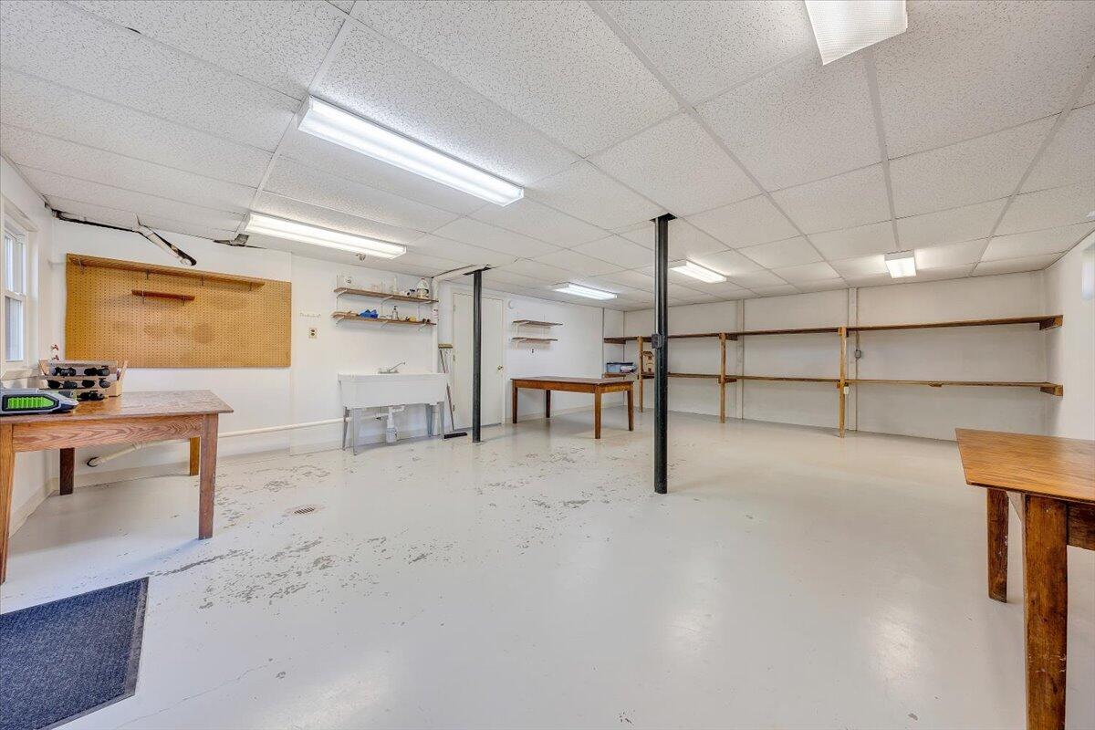 1155 Welch Road Southwest Roanoke, VA 24015 - Photo 48 of 51 WORKSHOP!