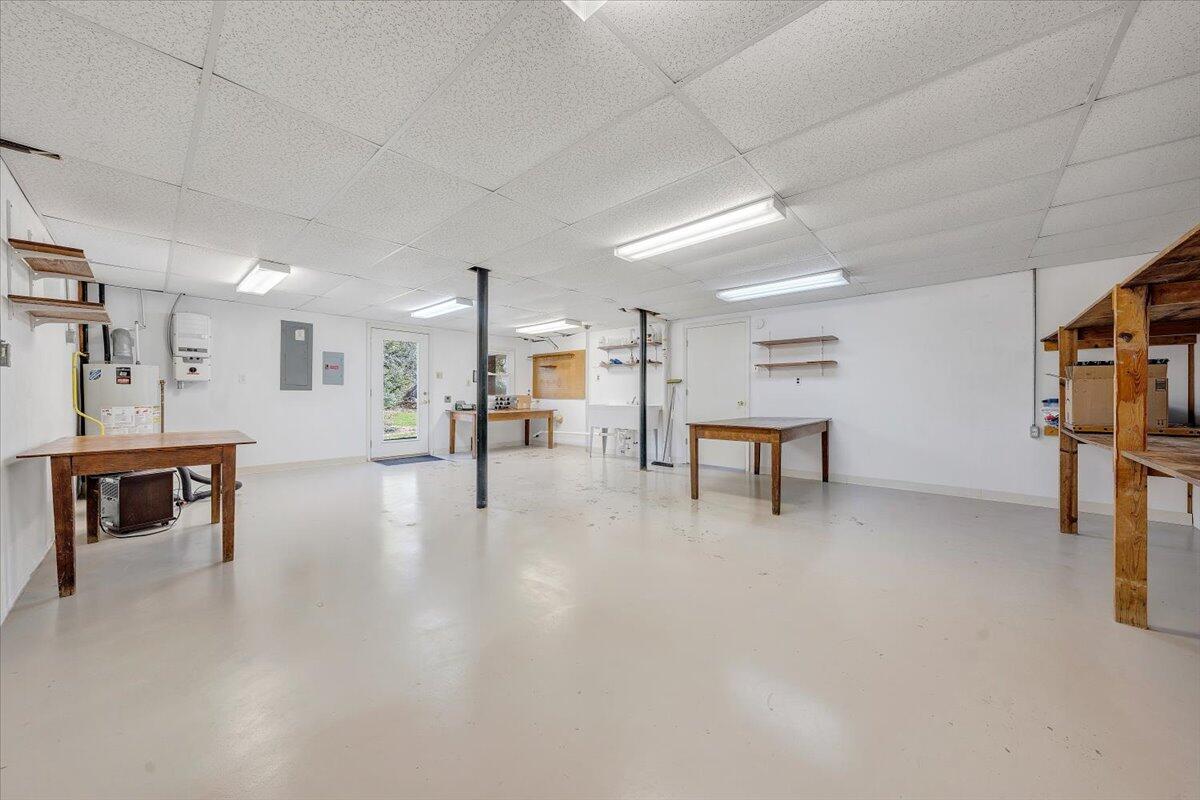 1155 Welch Road Southwest Roanoke, VA 24015 - Photo 49 of 51 WORKSHOP!