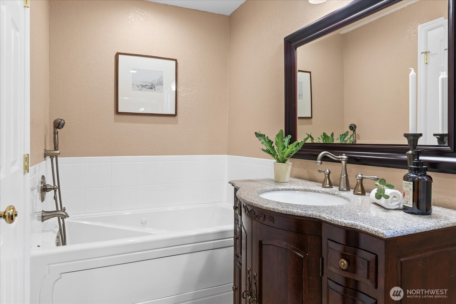 16209 70th Place West Edmonds, WA 98026 - Photo 24 of 39