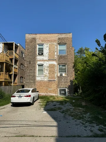 $450,000 | 11022 South Vernon Avenue, Chicago, IL 60628