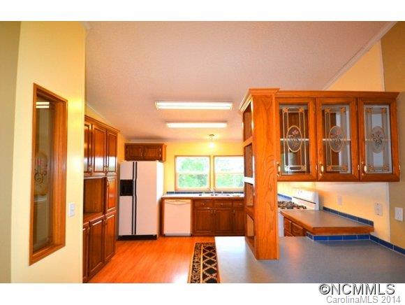 723 Smith Road Columbus, NC 28722 - Photo 11 of 24