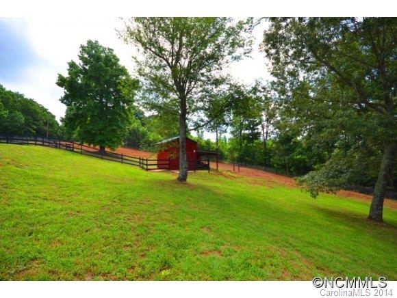 723 Smith Road Columbus, NC 28722 - Photo 4 of 24