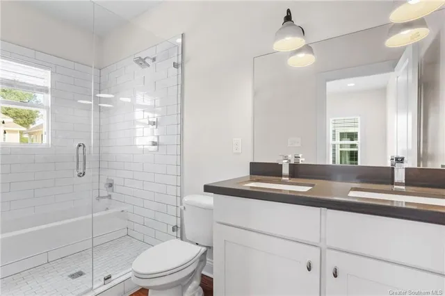 $207,500 | 515 Division Street, Unit 5, Lake Charles, LA 70601