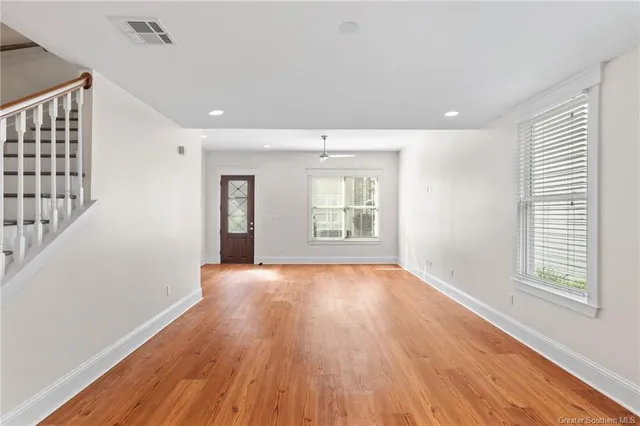 $207,500 | 515 Division Street, Unit 5, Lake Charles, LA 70601