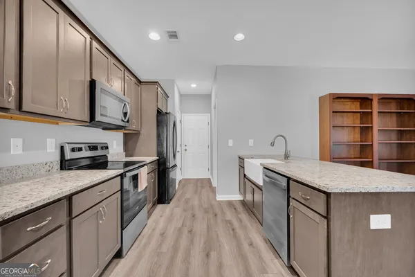 $465,000 | 141 May Lane, Carnesville, GA 30521