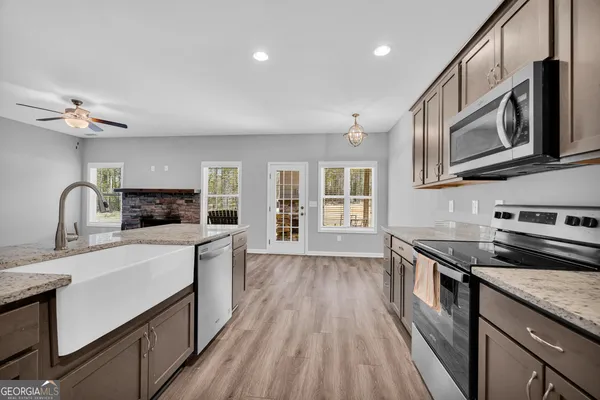 $465,000 | 141 May Lane, Carnesville, GA 30521