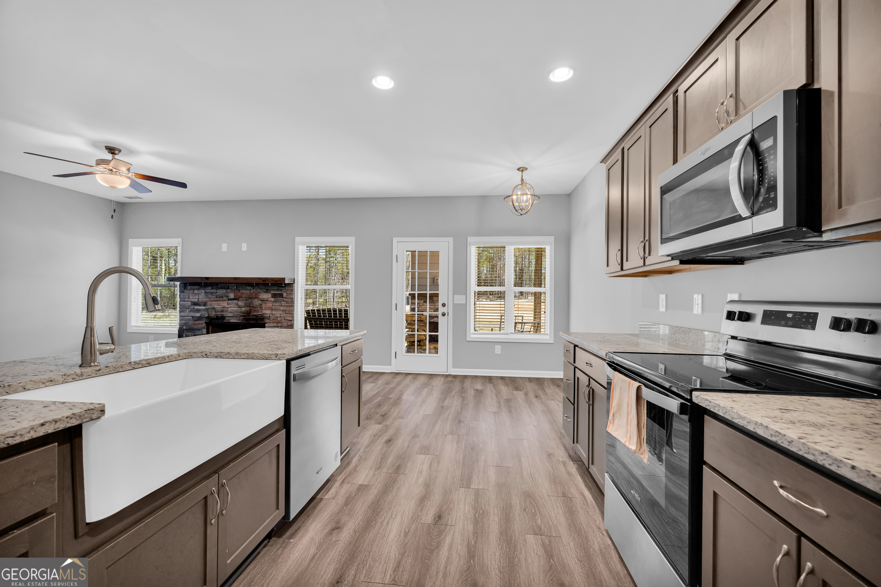 141 May Lane Carnesville, GA 30521 - Photo 19 of 39