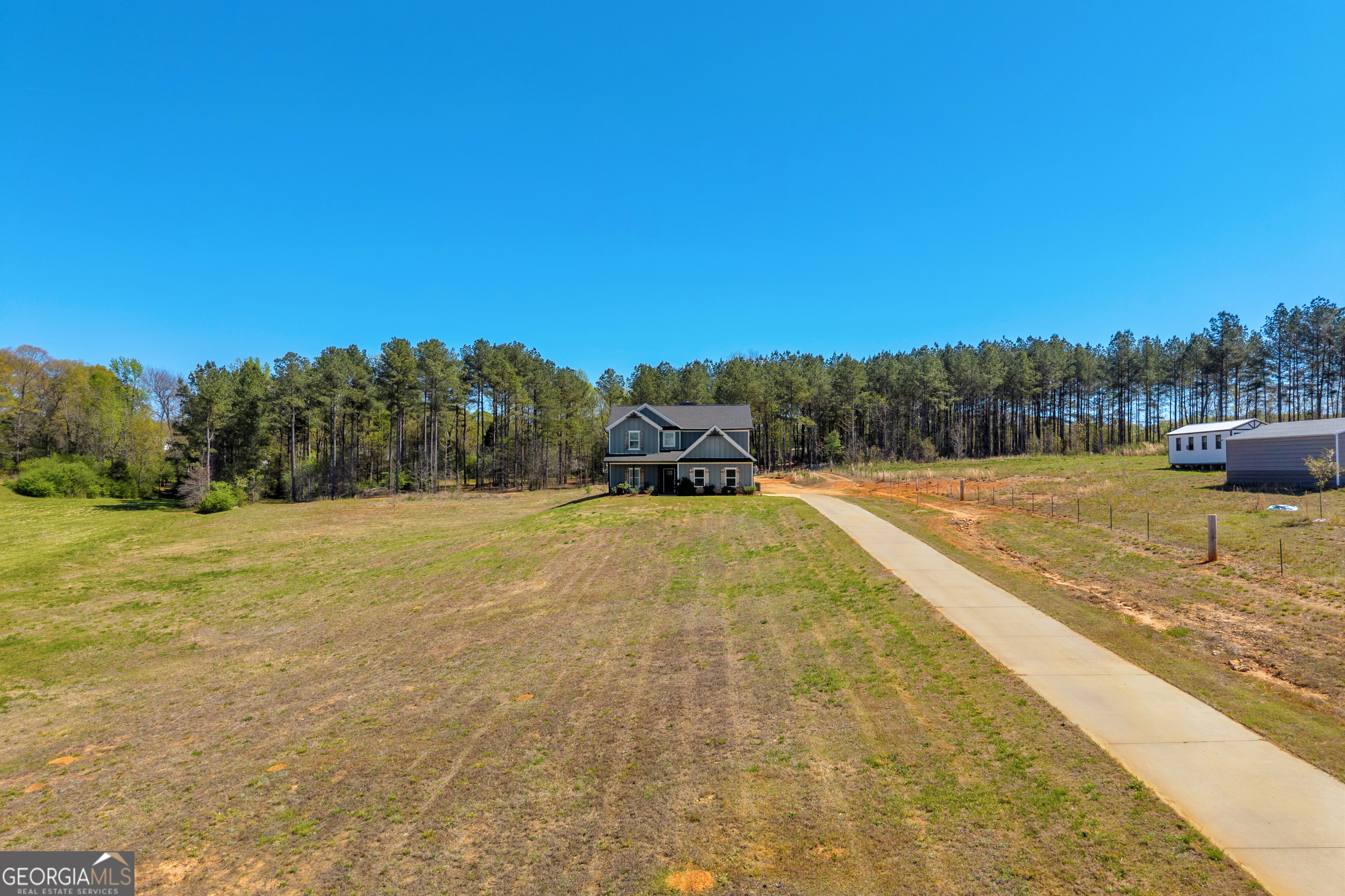 141 May Lane Carnesville, GA 30521 - Photo 6 of 39