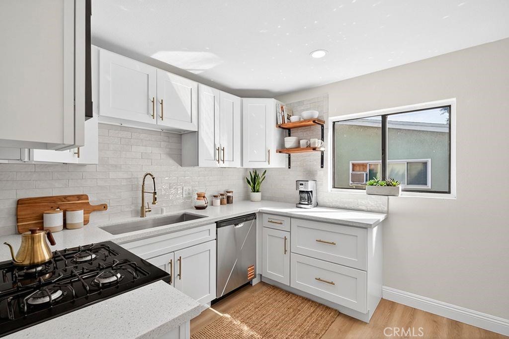925 East Appleton Street Long Beach, CA 90802 - Photo 7 of 18