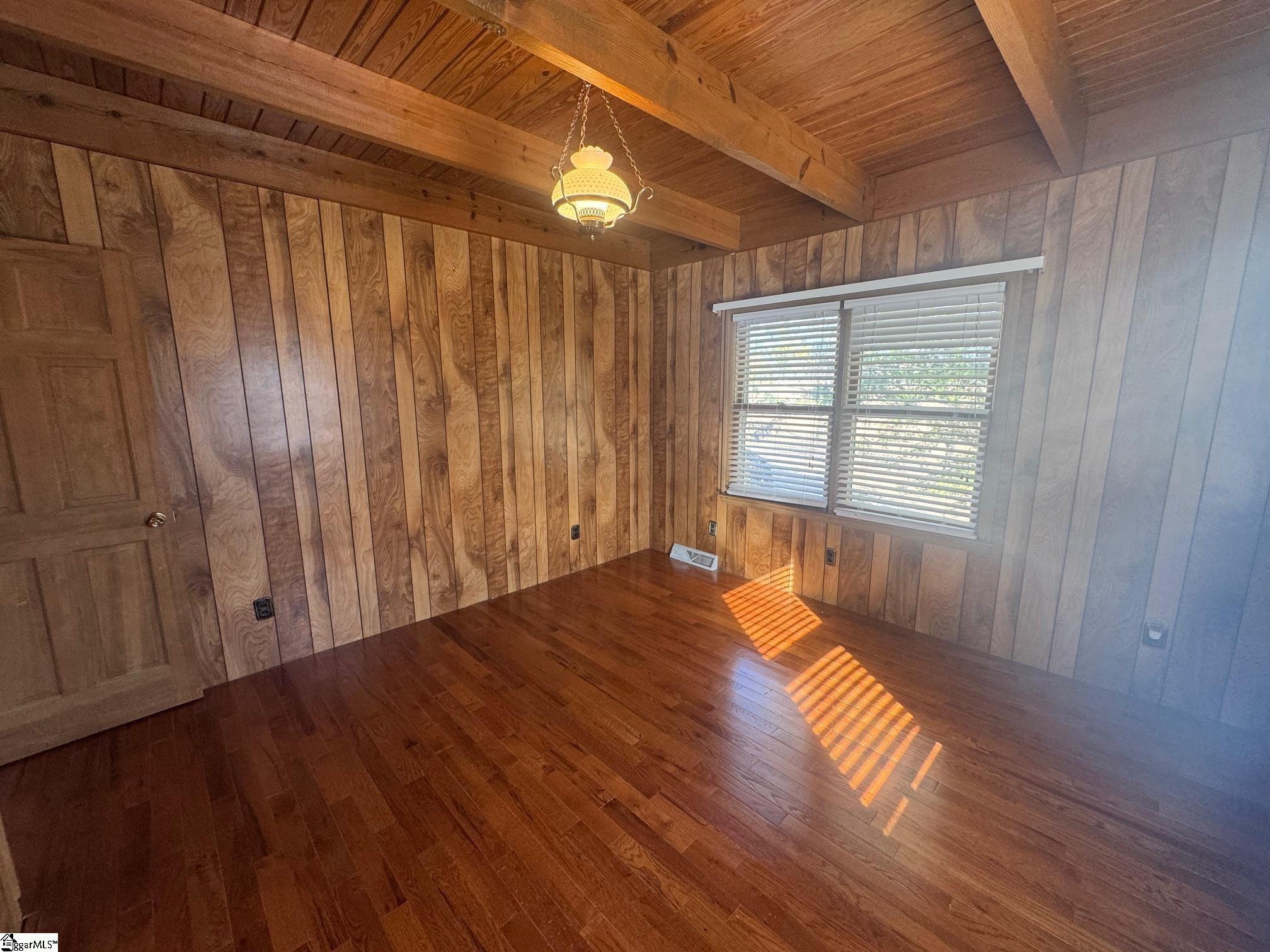 550 Pine Mountain Road Tamassee, SC 29686 - Photo 12 of 34