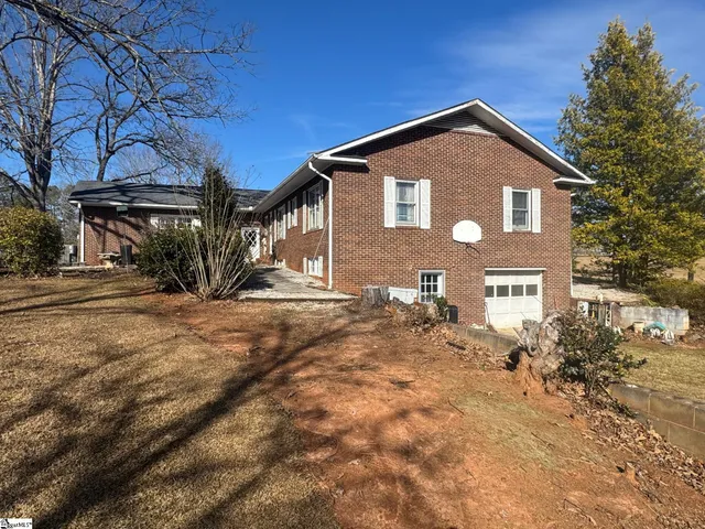 $725,000 | 550 Pine Mountain Road, Tamassee, SC 29686