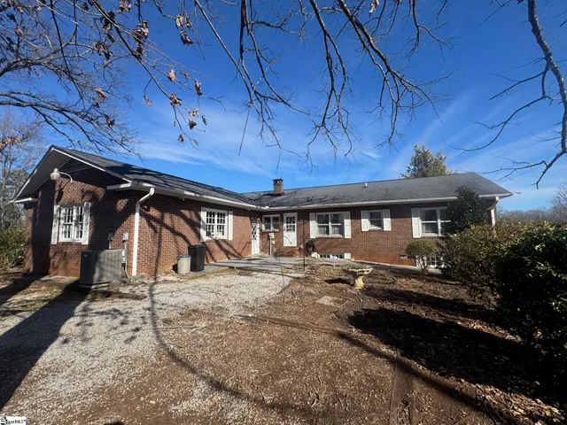 $725,000 | 550 Pine Mountain Road, Tamassee, SC 29686