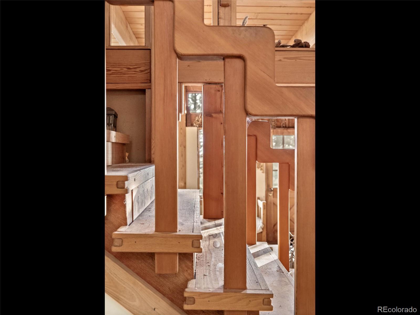 13768 Elsie Road Conifer, CO 80433 - Photo 17 of 40 Gallery Image 17