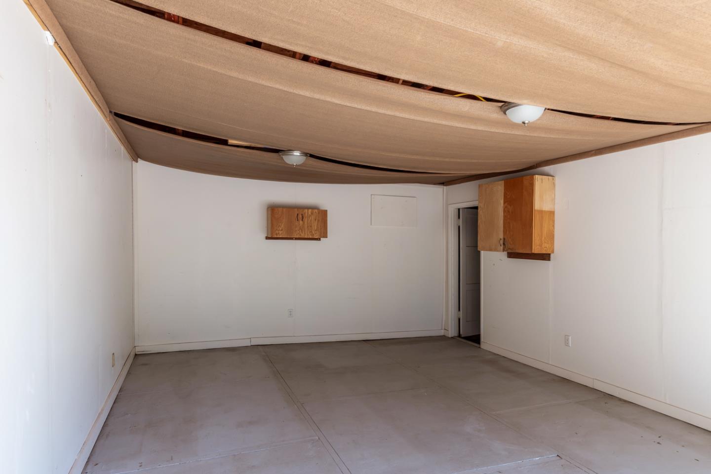 425 Hillcrest Road San Mateo, CA 94402 - Photo 34 of 48 a view of basement