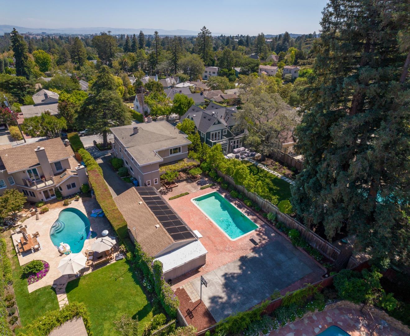425 Hillcrest Road San Mateo, CA 94402 - Photo 38 of 48 an aerial view of a house with a garden
