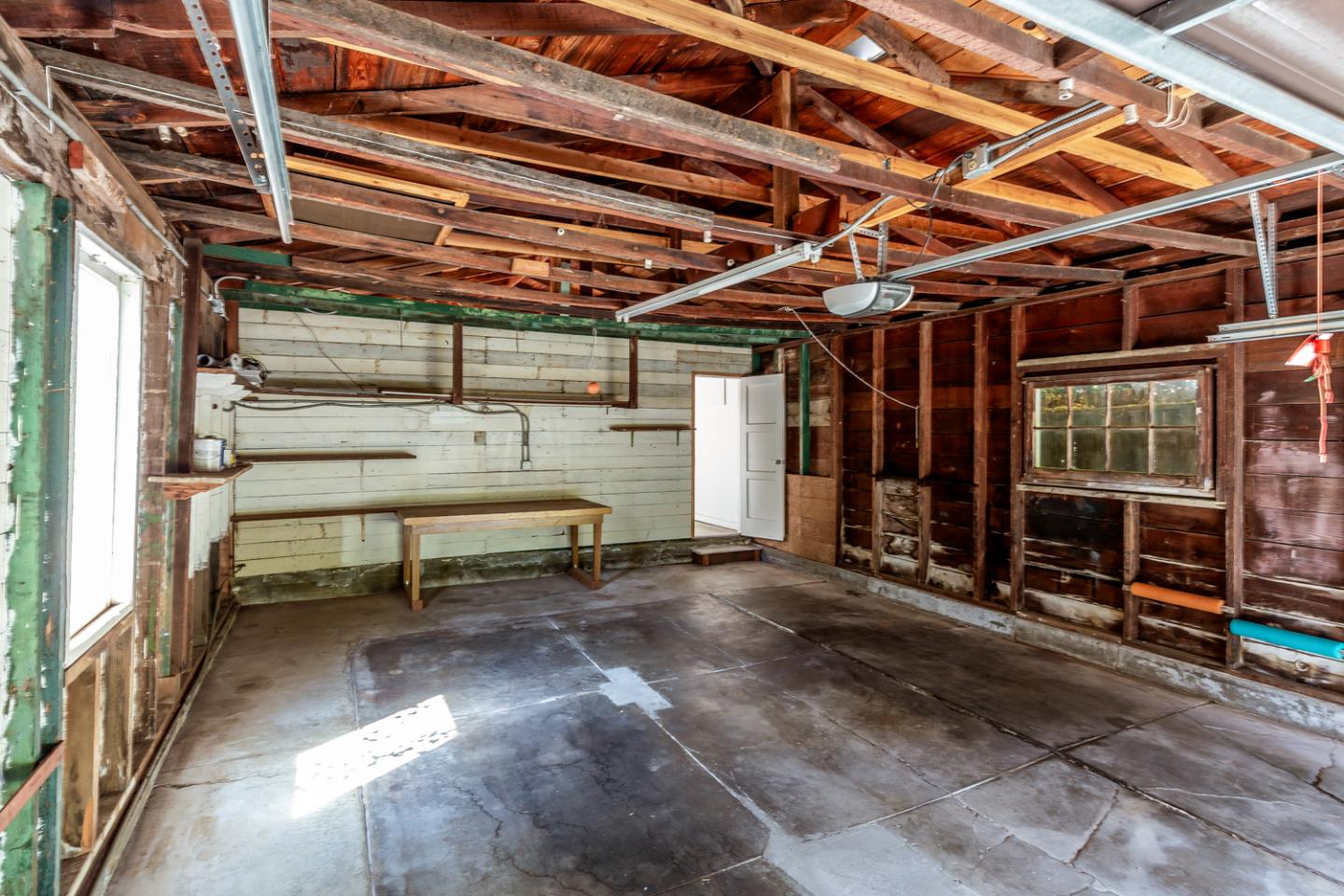 425 Hillcrest Road San Mateo, CA 94402 - Photo 48 of 48 a view of a room with racks