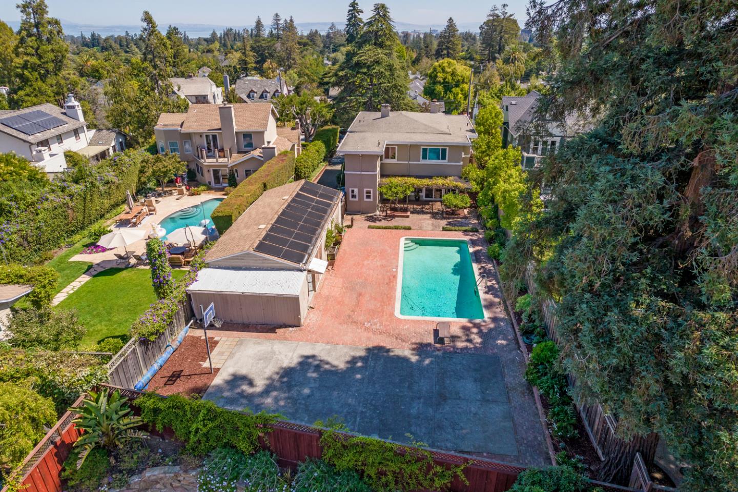 425 Hillcrest Road San Mateo, CA 94402 - Photo 5 of 48 an aerial view of a house with a garden