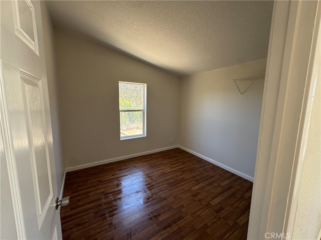 41251 Rope Road Hemet, CA 92544 - Photo 20 of 32 3rd Bedroom
