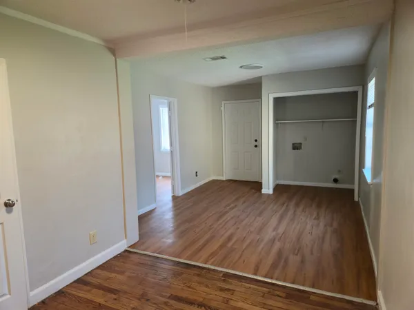 $1,250 | 1035 Treadwell Street, Memphis, TN 38122