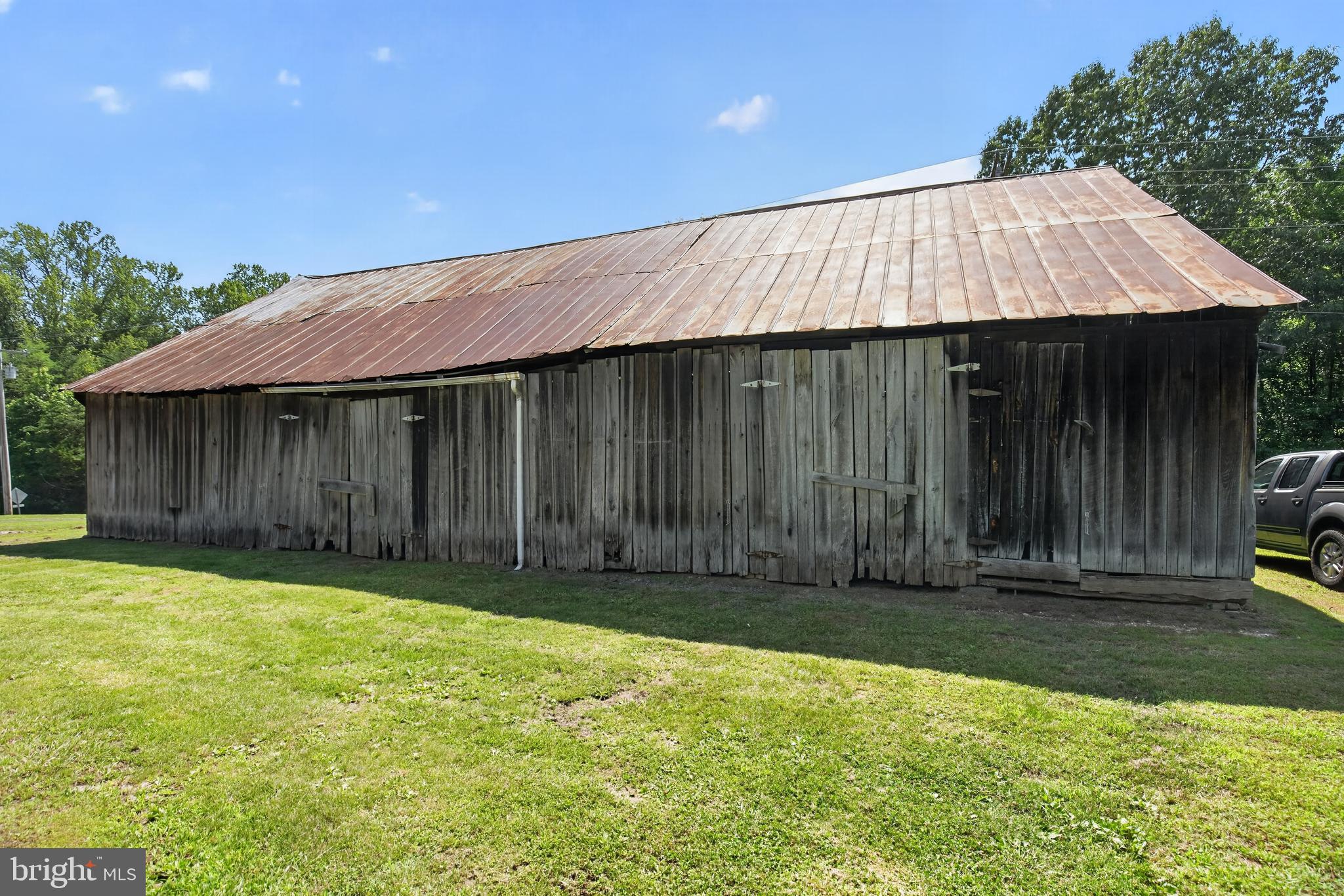 11450 Edge Hill Road Newburg, MD 20664 - Photo 44 of 65 tobacco barn