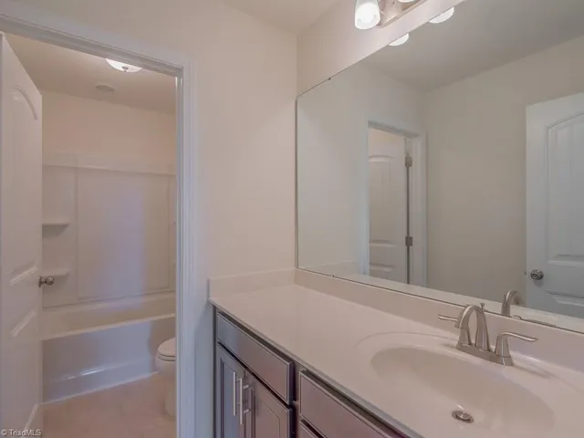 798 Heartpine Drive, Mebane, NC 27302