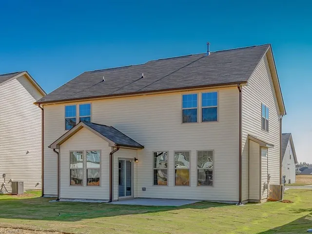 798 Heartpine Drive, Mebane, NC 27302