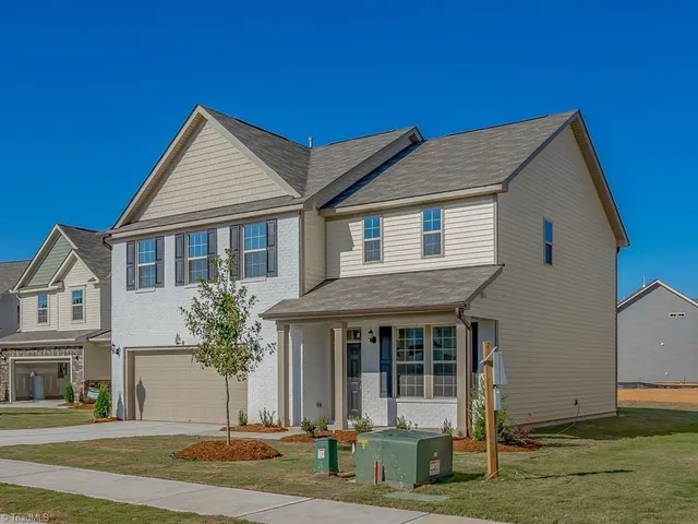 798 Heartpine Drive, Mebane, NC 27302