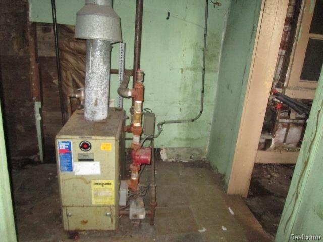 6031 Wayne Road Romulus, MI 48174 - Photo 11 of 13 WAYNE-boiler.jpg