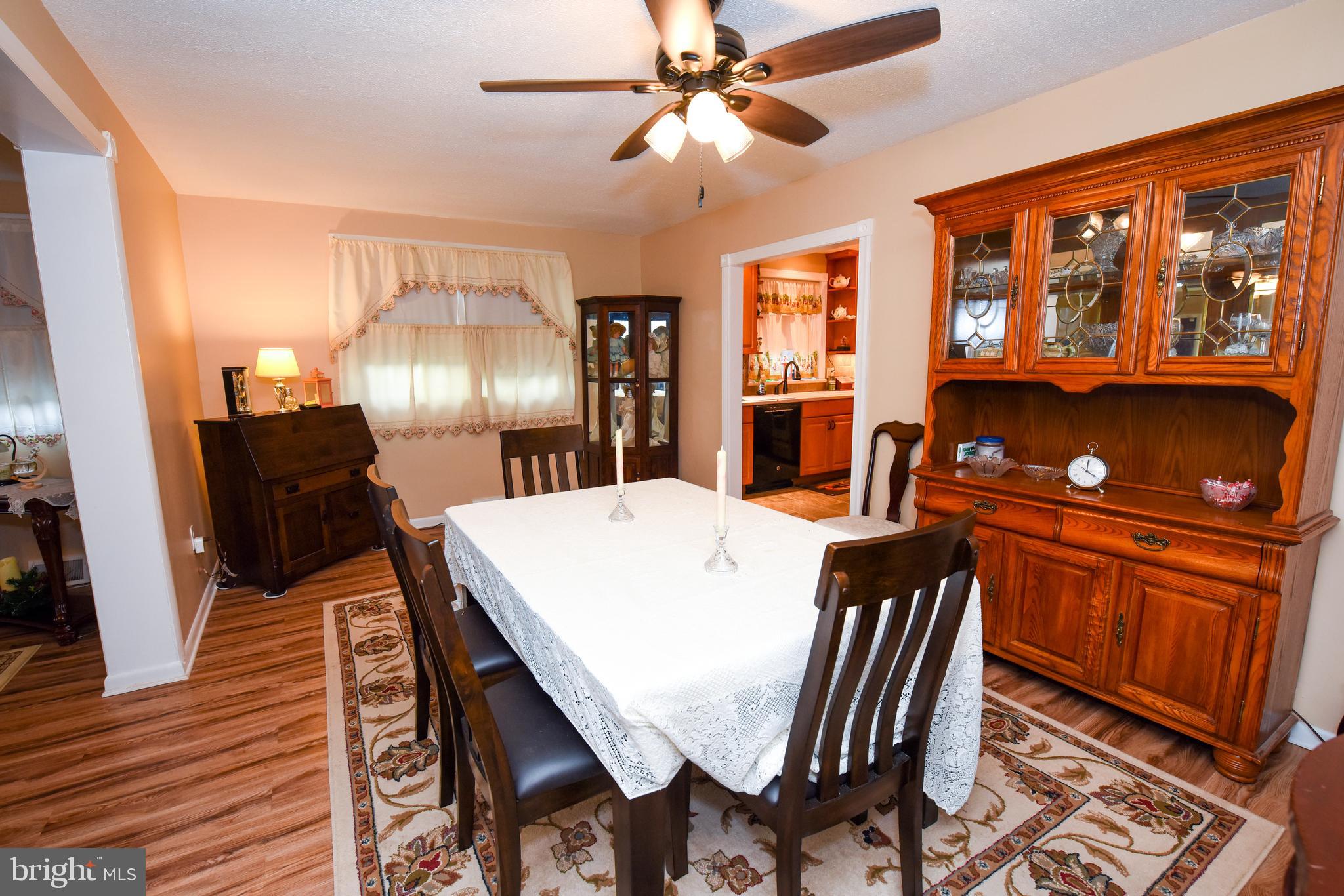 7946 Ferndale Street Philadelphia, PA 19111 - Photo 8 of 35 Dining Room