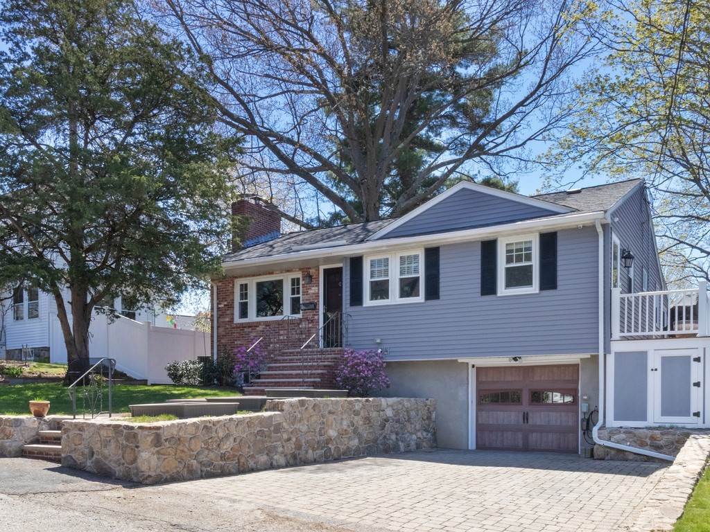 42 Virginia Road Waltham, MA 02453 - Photo 2 of 34