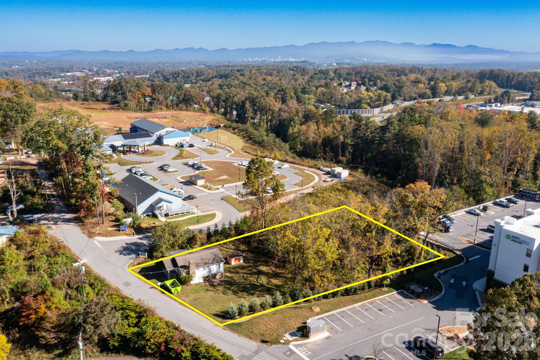 39 Rocky Ridge Road Asheville, NC 28806 - Photo 6 of 13 Gallery Image 6