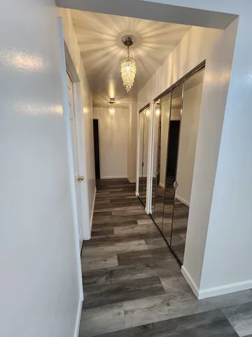 $1,900 | 1781 West Algonquin Road, Unit 2B, Mount Prospect, IL 60056