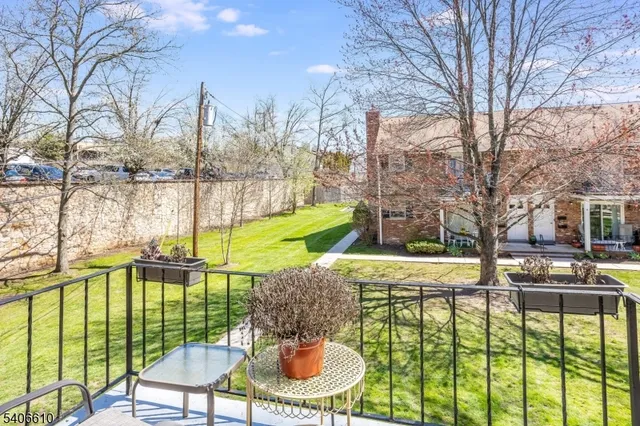 $2,450 | 320 South Street, Unit 12, Morristown, NJ 07960