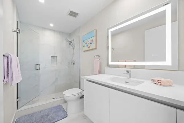 $7,000,000 | 730 North Ocean Boulevard, Unit 17011703, Pompano Beach, FL 33062