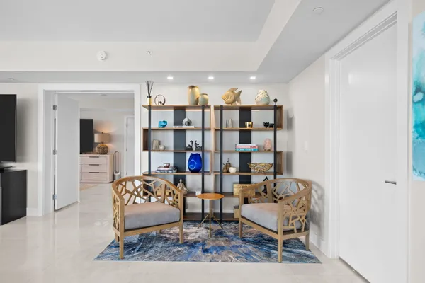 $7,000,000 | 730 North Ocean Boulevard, Unit 17011703, Pompano Beach, FL 33062