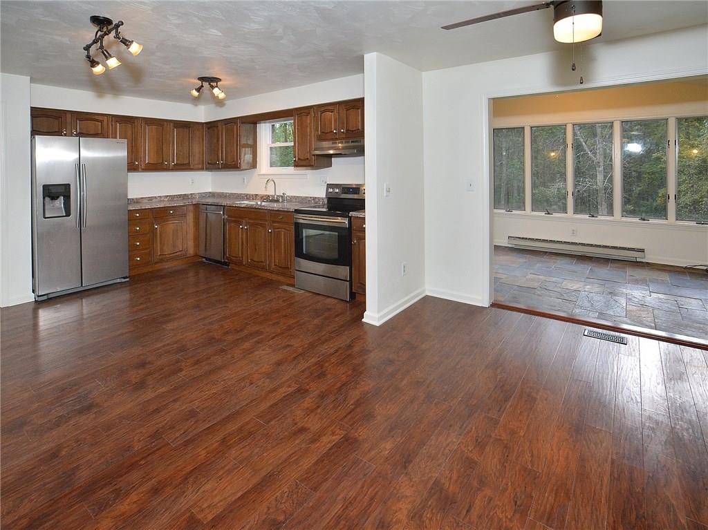 469 Lockwood Road Export, PA 15632 - Photo 3 of 24 Gallery Image 3