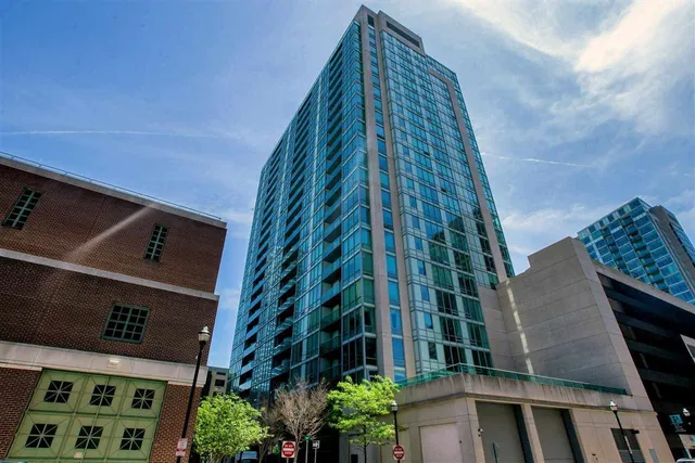 $3,300 | 1 Shore Lane, Unit 1006, Jersey City, NJ 07310