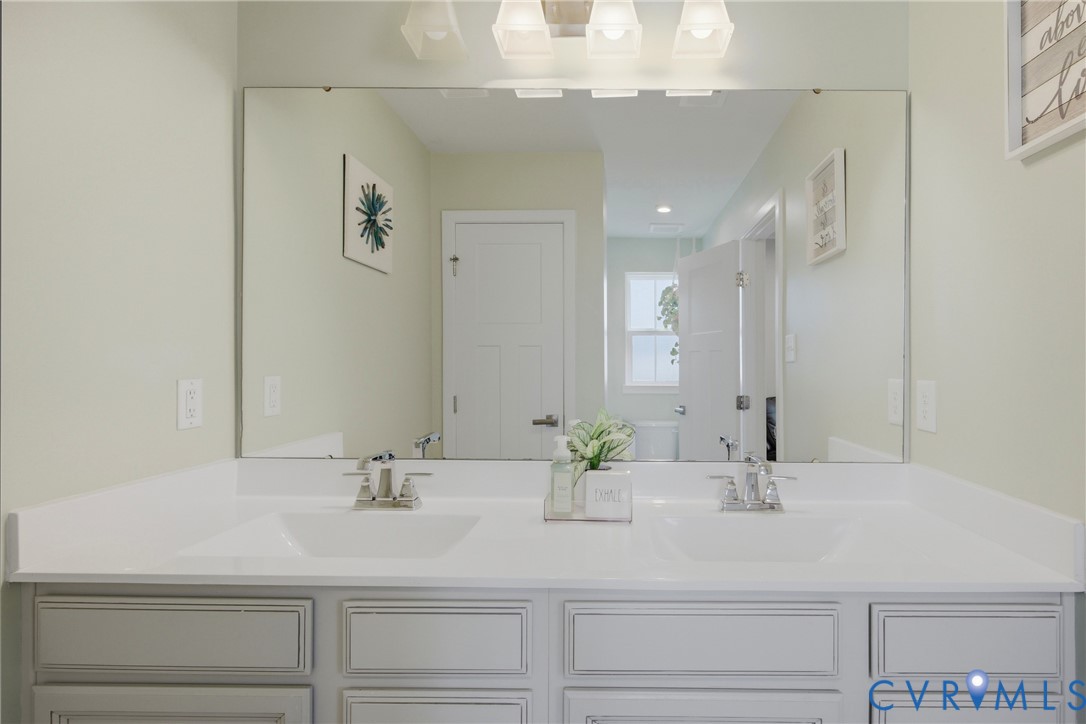 4120 Jefferson Rdg Drive Midlothian, VA 23112 - Photo 10 of 19 Double vanity featuring integrated sinks, white co