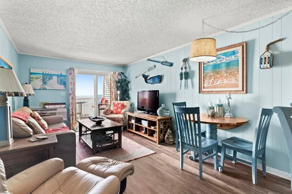 $299,900 | 4315 South Ocean Boulevard, Unit 337, North Myrtle Beach, SC 29582