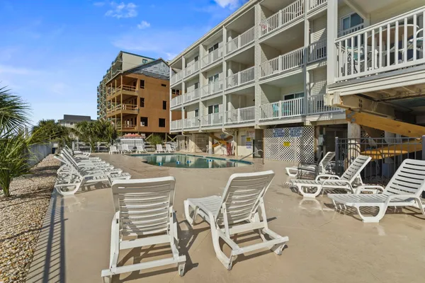 $299,900 | 4315 South Ocean Boulevard, Unit 337, North Myrtle Beach, SC 29582
