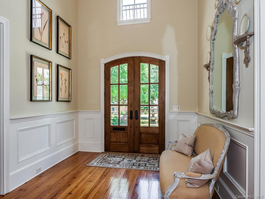 3031 Ferncliff Road Charlotte, NC 28211 - Photo 3 of 35