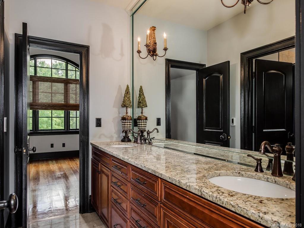 3031 Ferncliff Road Charlotte, NC 28211 - Photo 26 of 35