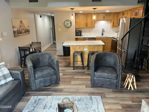 $209,500 | 1081 Cove Road, Unit 834, Sevierville, TN 37876