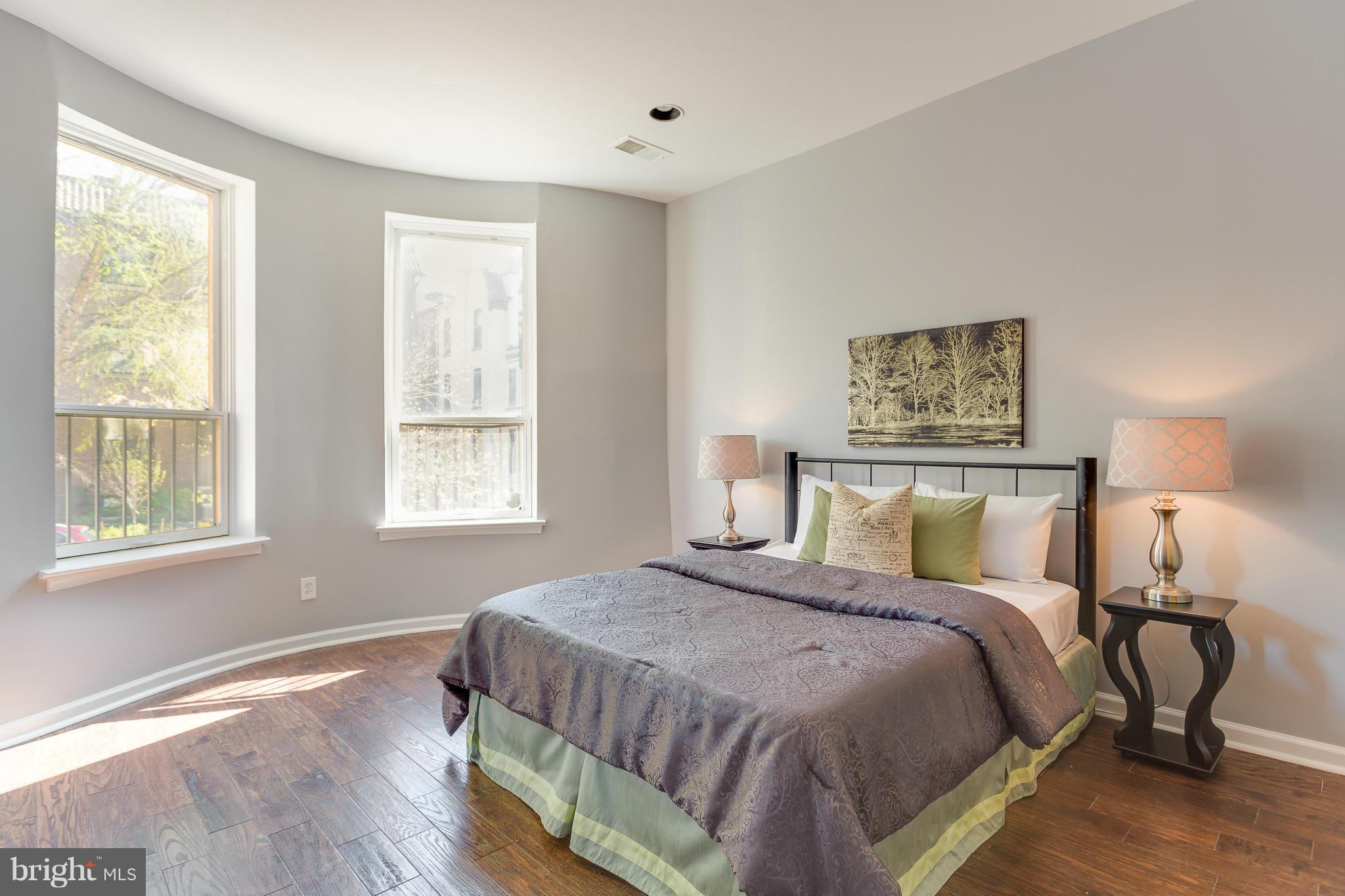 1625 S Street Northwest, Unit 1 Washington, DC 20009 - Photo 16 of 30 Bedroom (Master)