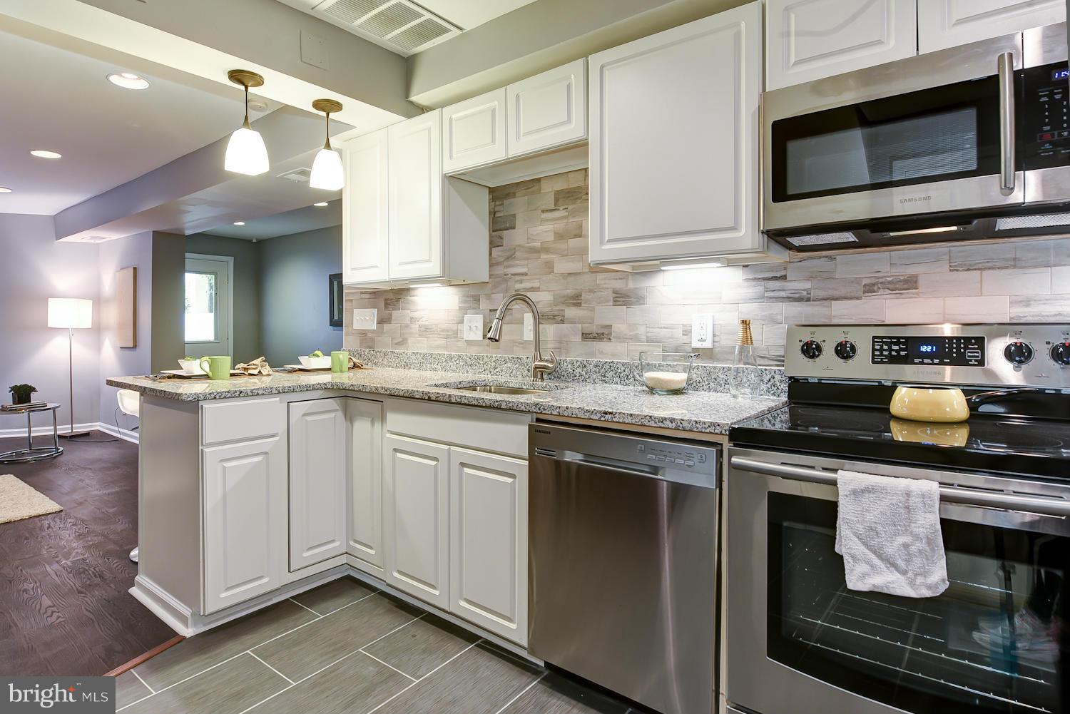 1625 S Street Northwest, Unit 1 Washington, DC 20009 - Photo 9 of 30 Kitchen