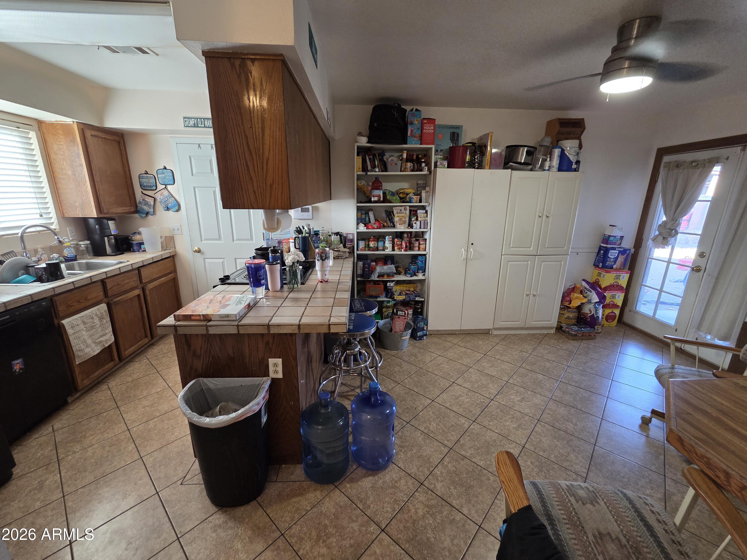 2219 South Royal Palm Road Apache Junction, AZ 85119 - Photo 4 of 32