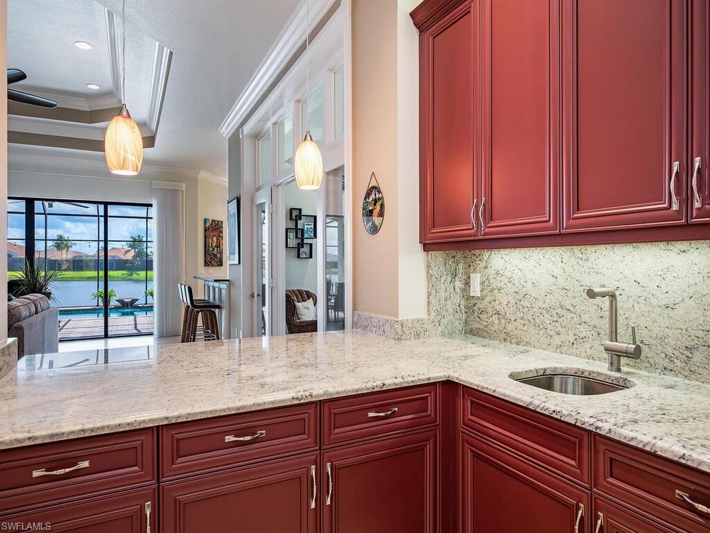 2975 Cinnamon Bay Circle Naples, FL 34119 - Photo 15 of 40