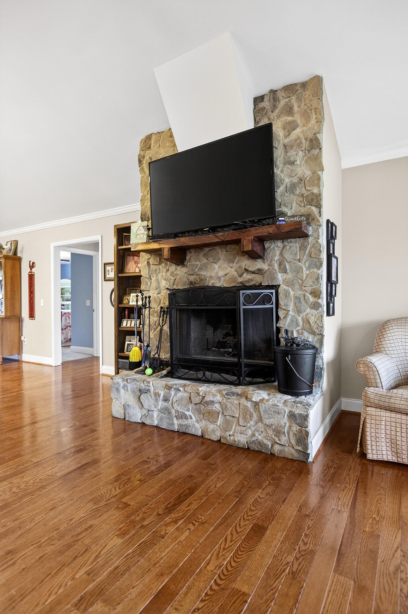 2181 Curbow Bridge Road Old Fort, TN 37362 - Photo 22 of 56 a living room with furniture and a flat screen tv