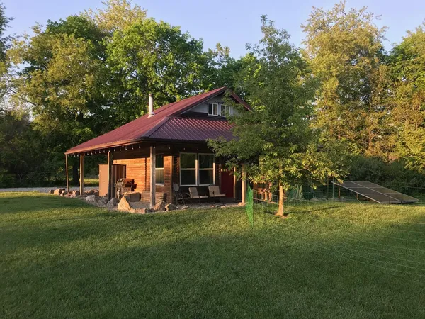 $259,900 | 19460 Goat Run Honey Fork Road, Logan, OH 43138